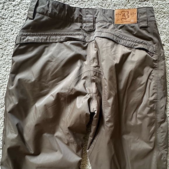 Burton Adjustable Waist Snow Pants | Ski and Snowboard Pants - Picture 10 of 15
